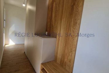 Bel appartement de 3.5 pièces d’env. 87m2 situé au 1er étage d’un nouvel immeuble