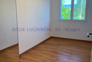 Grand appartement de 5.5 pièces dans immeuble en PPE
