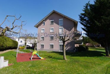 A deux pas de la gare, grand 3.5 pièces dans les combles
