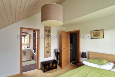 Grand appartement de 5.5 pièces en triplex dans immeuble en PPE